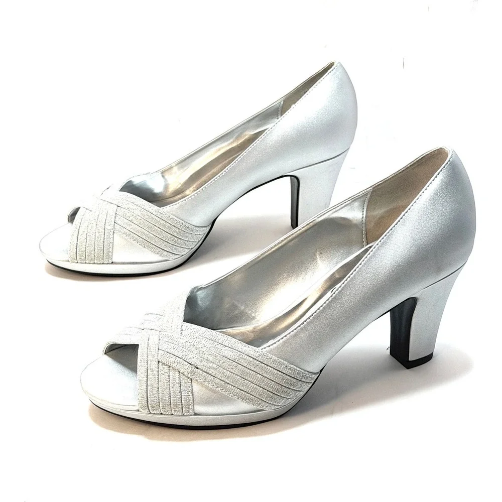 Easy Street Women's Lavish Platform Pumps Silver Satin Glitter Size 9M NWT/BOX - Picture 3 of 11